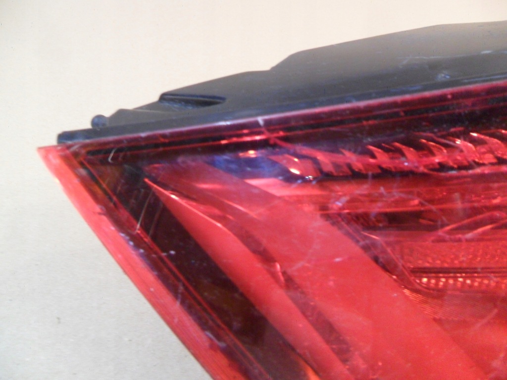 фото №3, Audi tt 8s лампа led задняя левая 8s0945095e