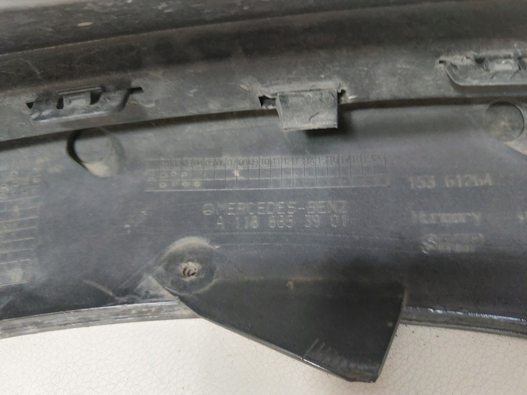 Бампер перед передний mercedes cla a118 amg решётка радиатора в Украине