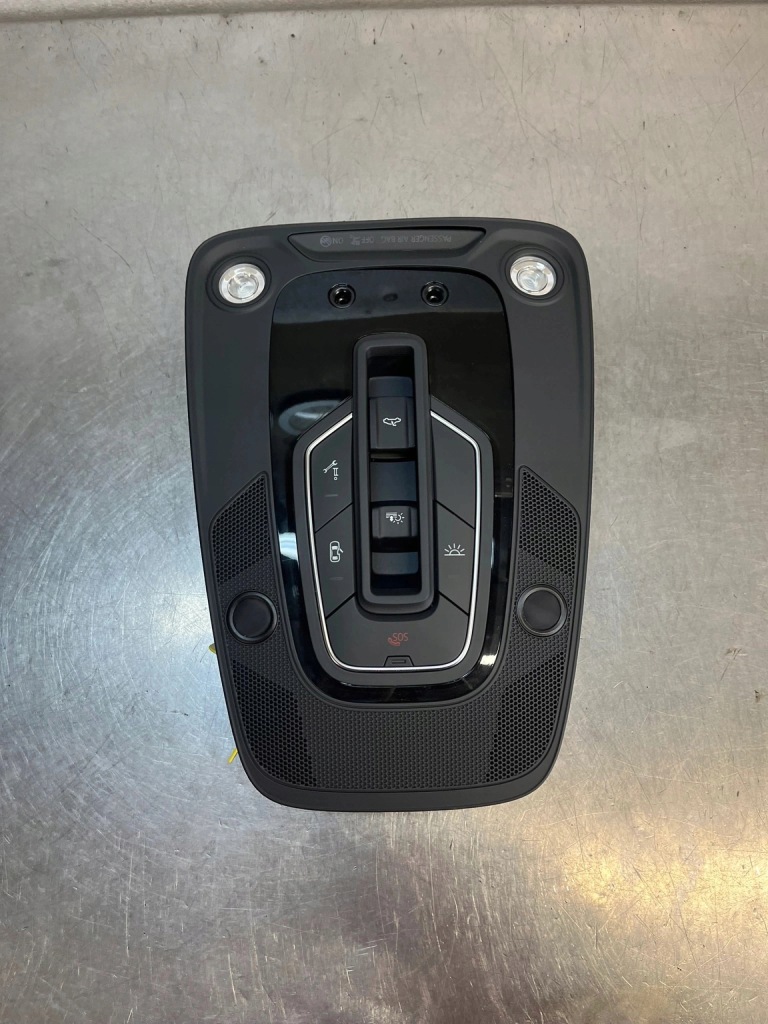 Купить Лампа обшивки потолка освещение audi q5 2 80a рестайлинг  s-line 4k0959728a