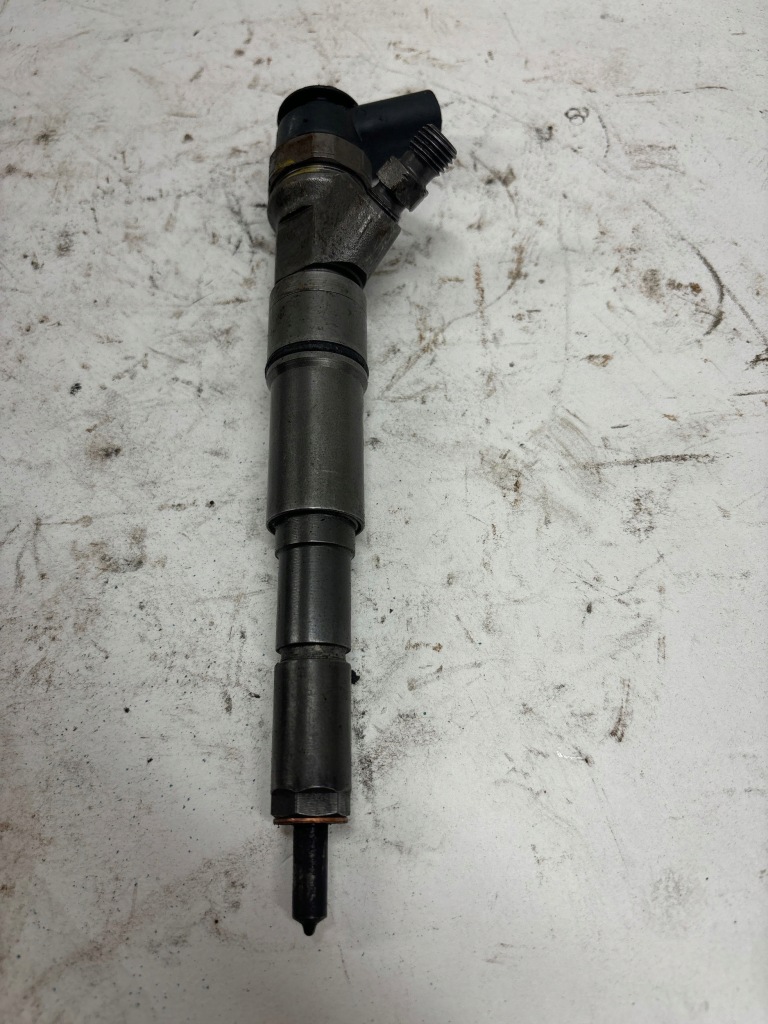 фото №1, Bmw 5 e60 e61 2007 форсунка пального