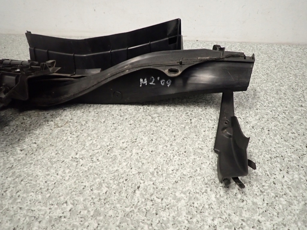 фото №8, Mazda 2 mazda2 de 07-13 жабо пластиковый europa комплект