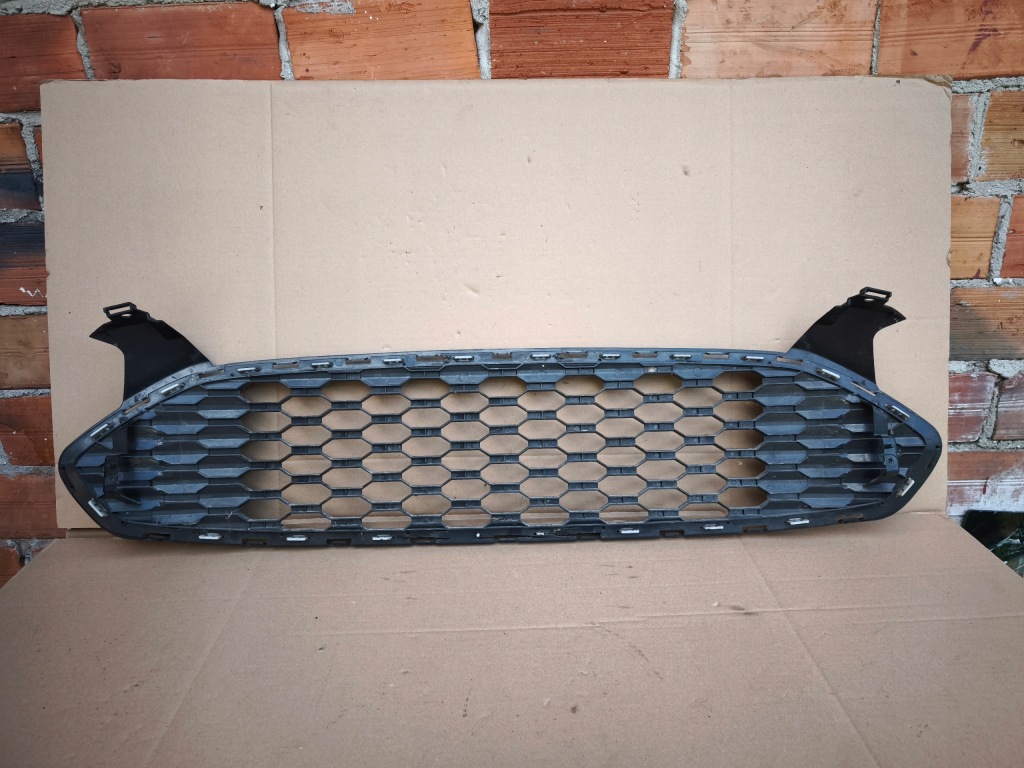 фото №8, Ford mondeo mk5 2.0 tdci решітка радіатора решітка радіатора бампера передній бампер перед