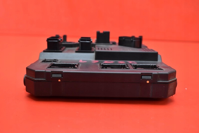 фото №6, Коробка предохранителей bsi peugeot 206 1.4 hdi 70 km 02-09