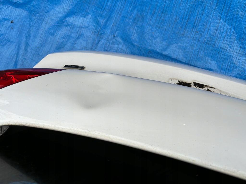 фото №9, Peugeot 2008 кришка багажника задня комплектна ewp