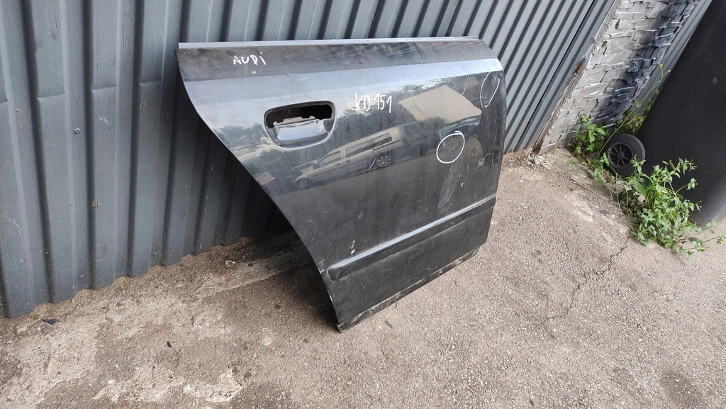 фото №2, Audi a4 b7 дверь правый задняя