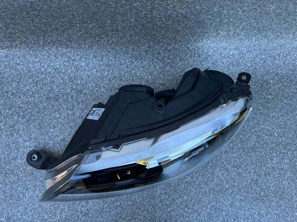 фото №4, Лампа ліва передня skoda rapid 5jb941017 poznań