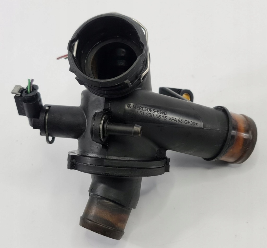 фото №1, Корпус термостата mercedes w212 cdi a6512000615