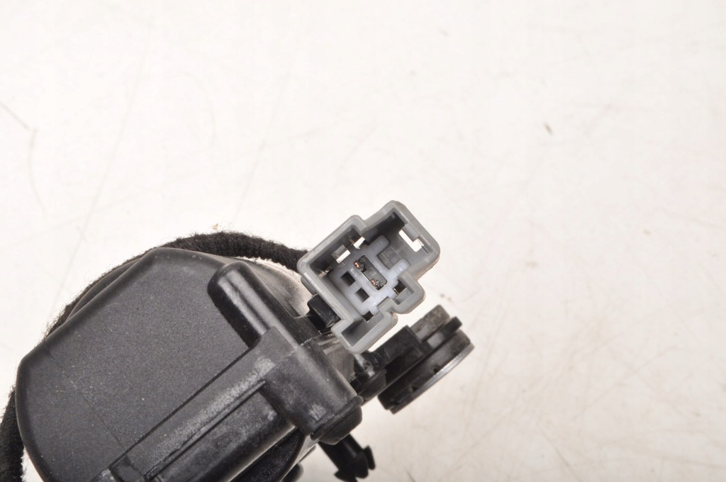 фото №6, Volvo v90 ii xc90 ii v60 ii замок багажника крышки 31349975