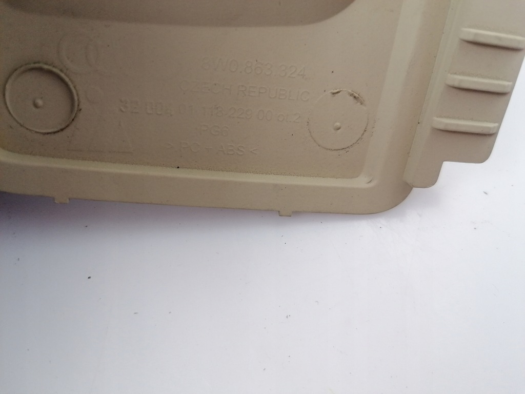 фото №5, Audi a4 a5 разъём прикуривателя задняя защита корпус