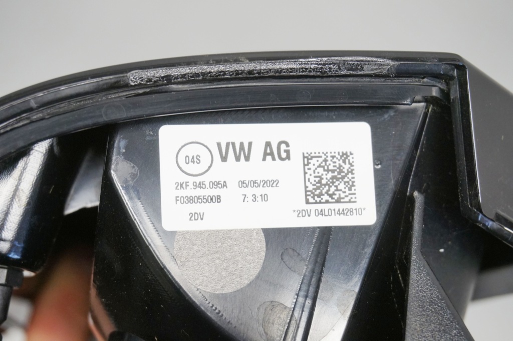 фото №9, Лампа задня ліва ford tourneo connect iii vw caddy v 2kf945095a