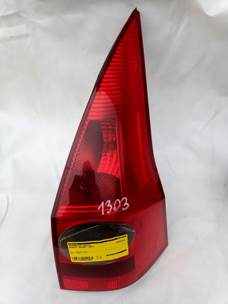 фото №1, Renault megane ii лампа задняя правая kombi 8200142683