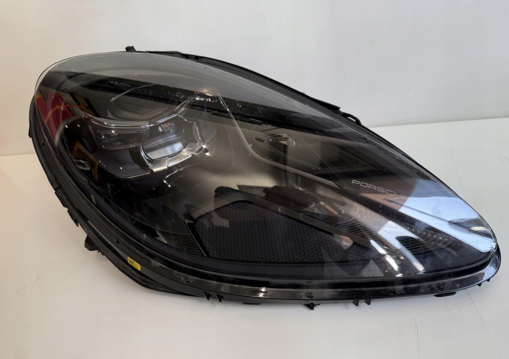 Купити Porsche macan 95b full led фара правий перед 95b941010ah