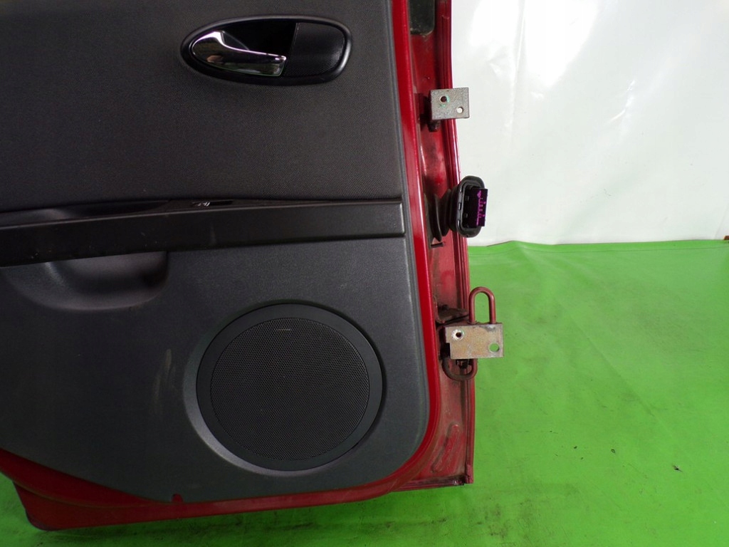 Seat leon 2 дверь левая задний задние Оригинал