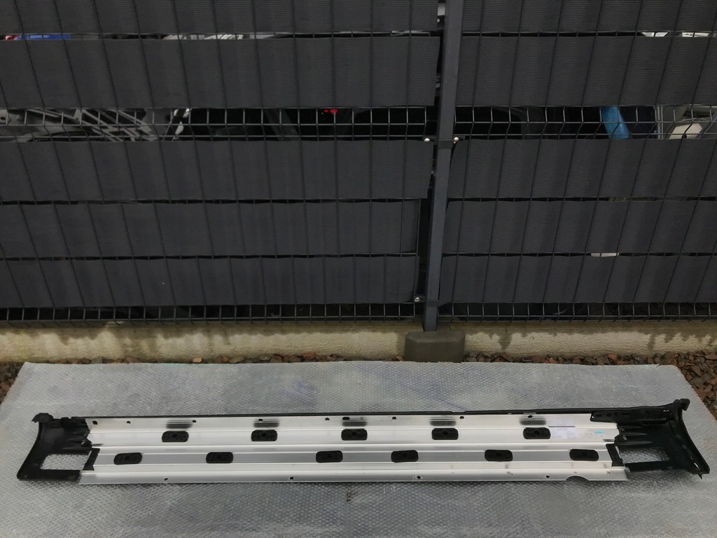 фото №1, Porsche cayenne 7p5 молдинг поріг поріг 7p5854888