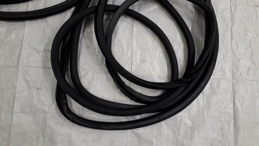 фото №11, Vw touran прокладка кузовная дверь перед задняя 2003-2010