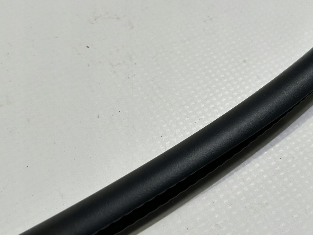 фото №6, Гумовий елемент прокладка люк дах dodge challenger 2015r-