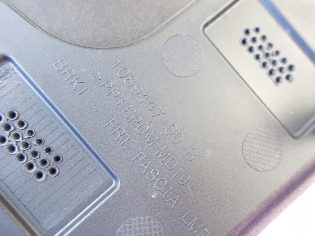 фото №10, Tesla iii 3 17-20 бампер перед 6xpdc