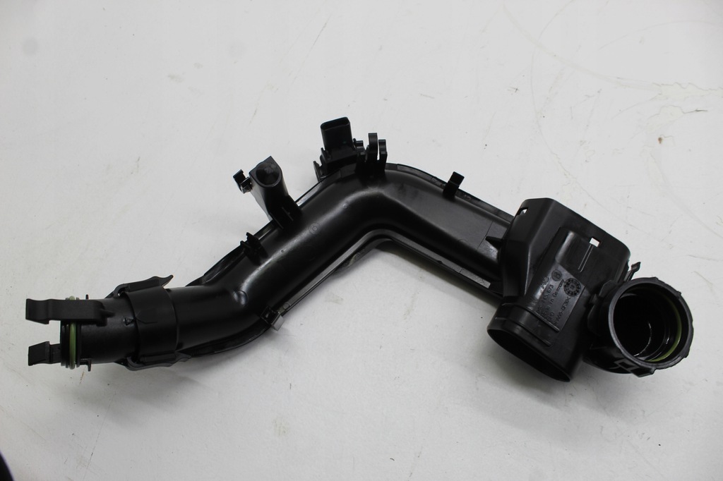 фото №2, Skoda rapid 1.0tsi труба интеркулер 04c145673b