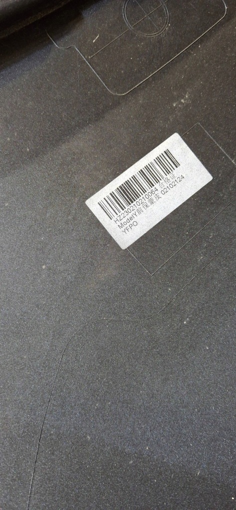 Бампер перед передній tesla model y решітка 1540104-06-c Оригінал