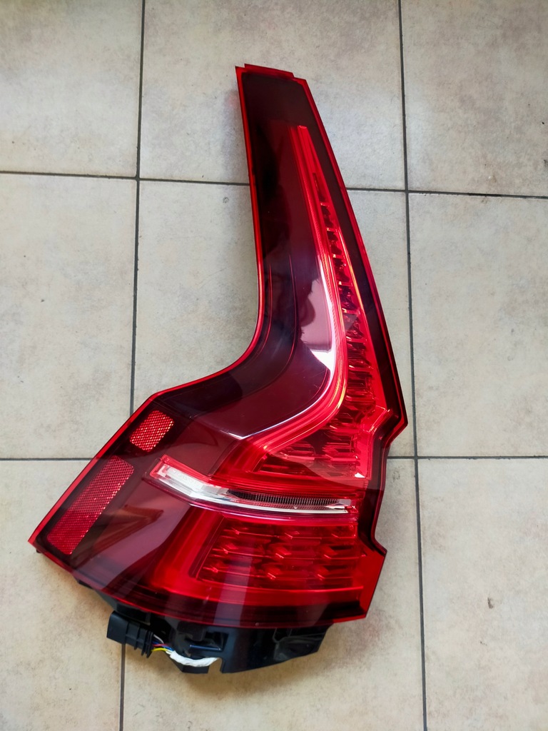 фото №1, Volvo v60 ii лампа задняя задняя левая 2018- us