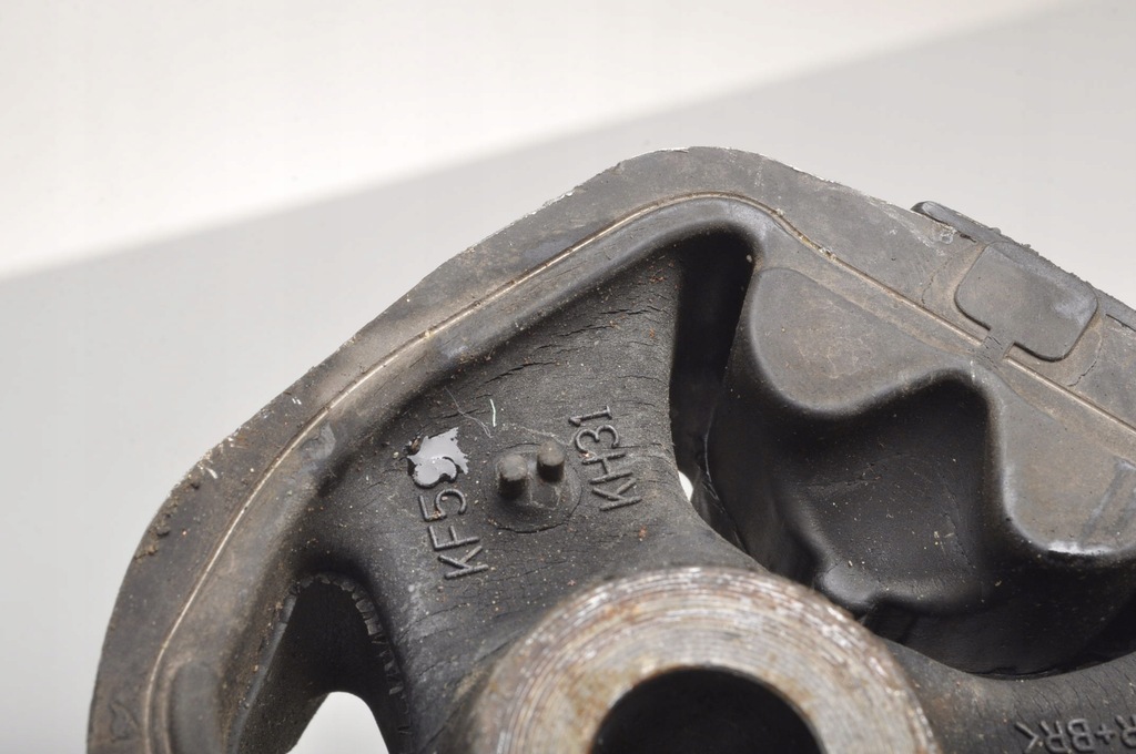 фото №5, Mazda 6 gj gl кронштейн двигателя