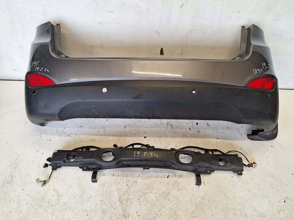 фото №1, Hyundai ix35 09-15 бампер задняя + балка pdc