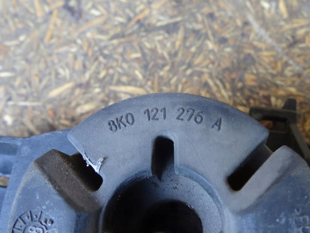 фото №8, Audi q3 8u a4 b8 8k a5 8t кронштейн кронштейн підпора радіатора 8k0805201