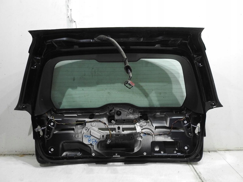 фото №6, Крышка багажника задняя стекло 019-26 volvo v70 iii