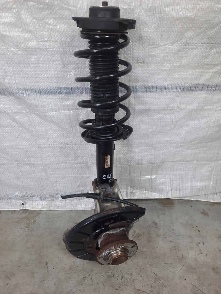 фото №1, Поворотный кулак перед правый vw eos бензин