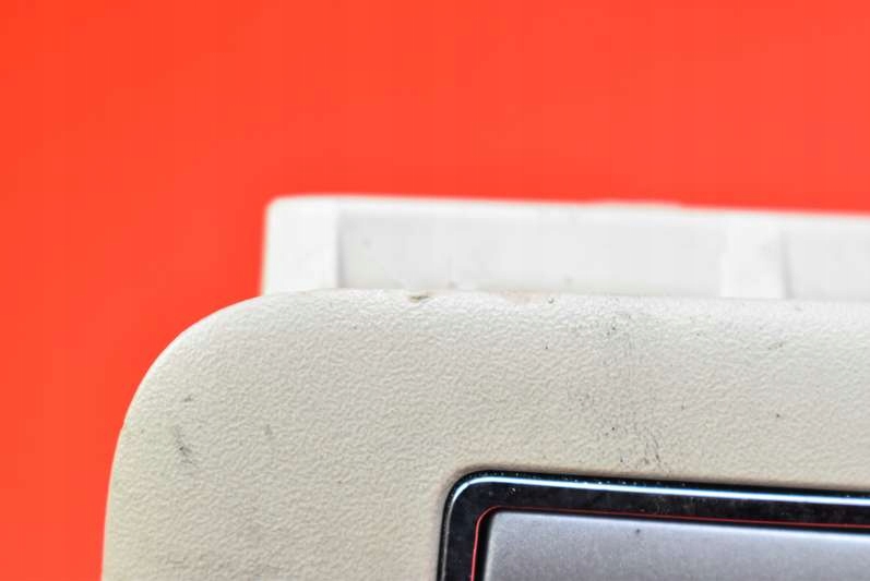 фото №9, Лампа освещение салона задняя jaguar xf x250 12r