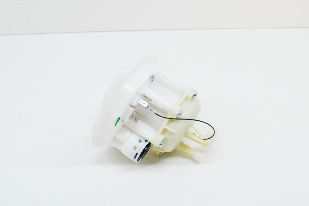 фото №7, Audi q7 4l левый верхний фильтр топлива новый оригинальный 7l8919679