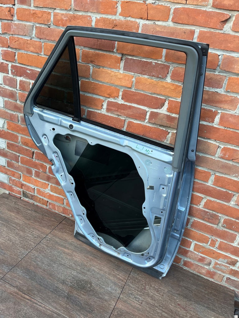 фото №11, Mercedes ml w164 05-11 c349 двері лівий задня