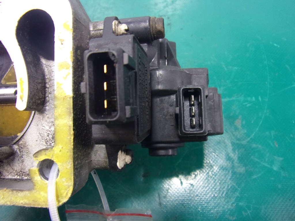 фото №6, Kia carens ii 1.8 16v дросельна заслінка