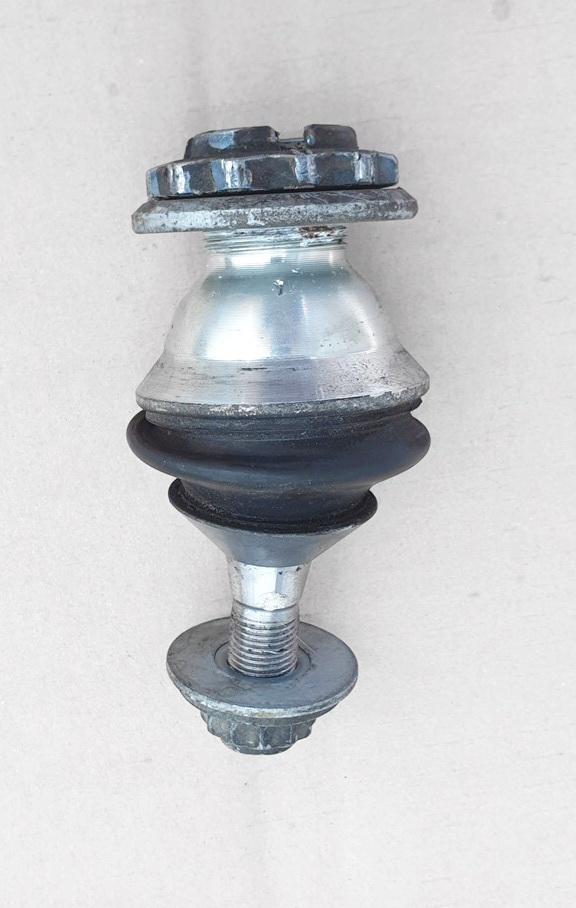 фото №1, Mercedes 166 шаровая опора рычага перед нижний