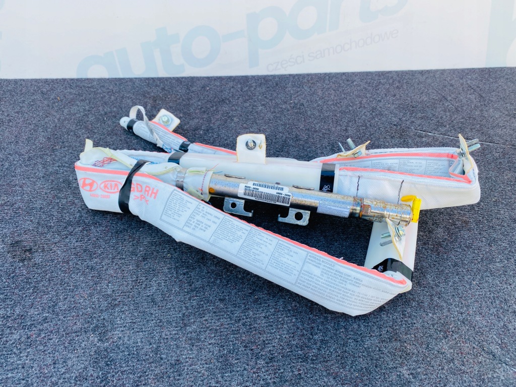 фото №1, Hyundai i30 ii kombi шторка безопасности правая