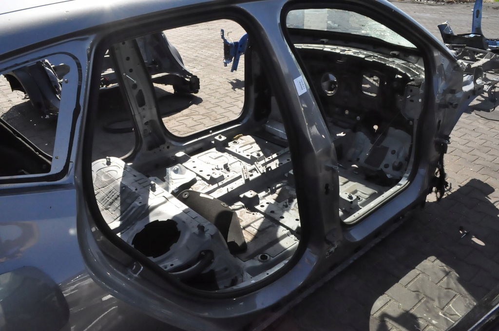 фото №1, Bmw 2 active tourer u06 блок двигуна поріг правий