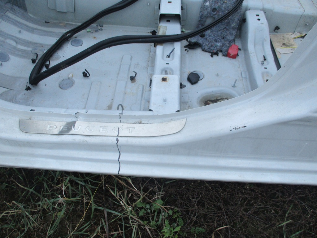 фото №7, Блок двигателя средний левый peugeot 5008 i 09-16r