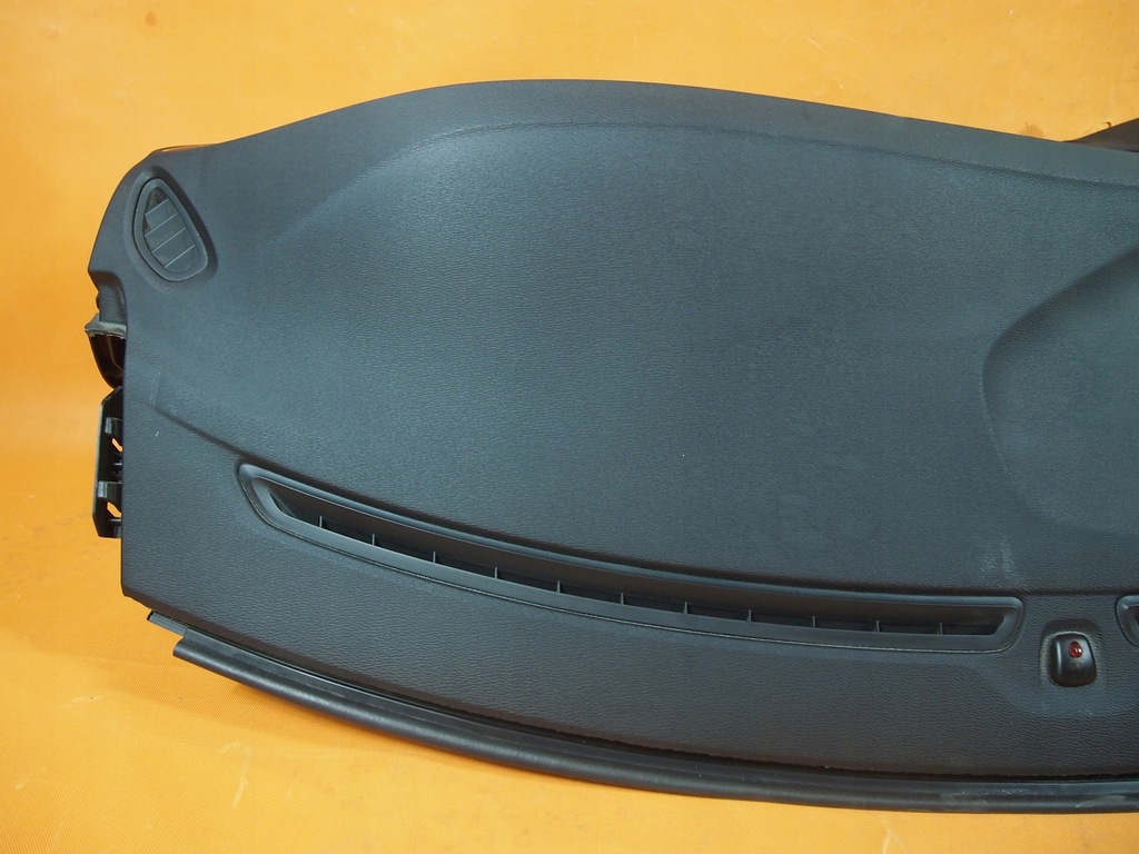 фото №3, Volvo v40 ii приборная панель приборная консоль rhd orygiał