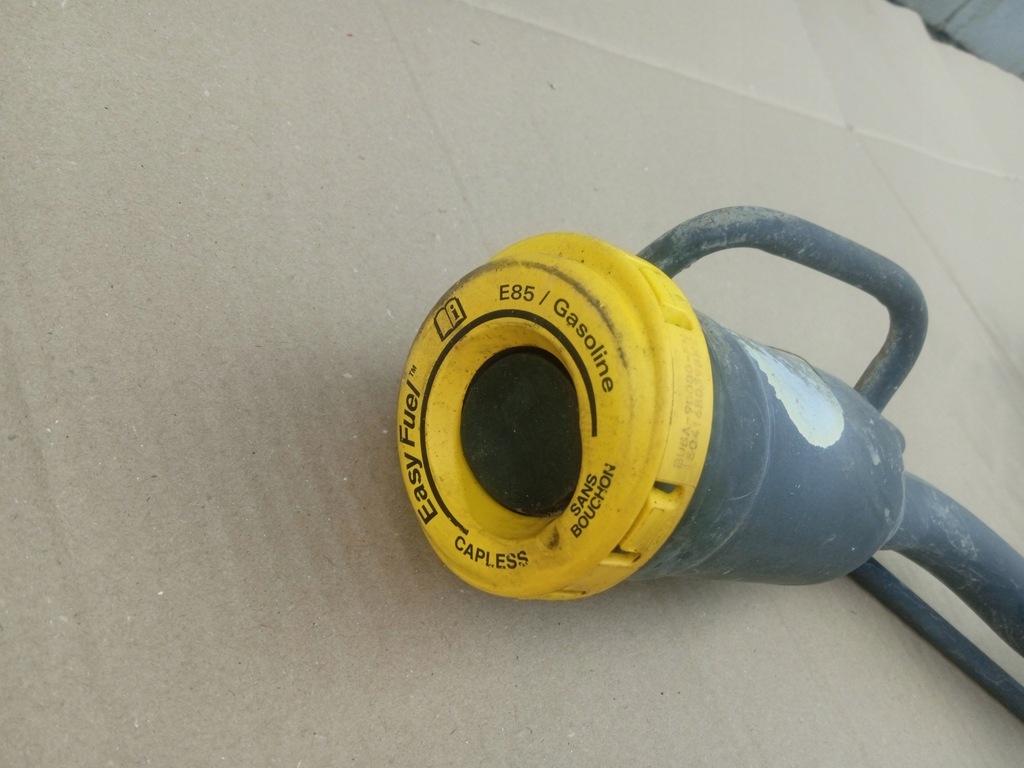 фото №2, Ford f-150 15- 3.5 заливная горловина топлива крышка труба заливной