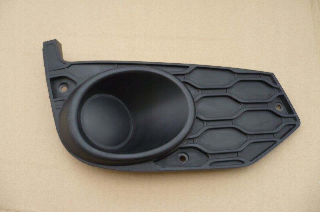 фото №1, Iveco daily iv 14- решётка бампера правая перед