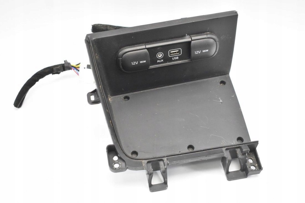 Купити Панель рамка роз'єм usb заряджання kia niro 16-