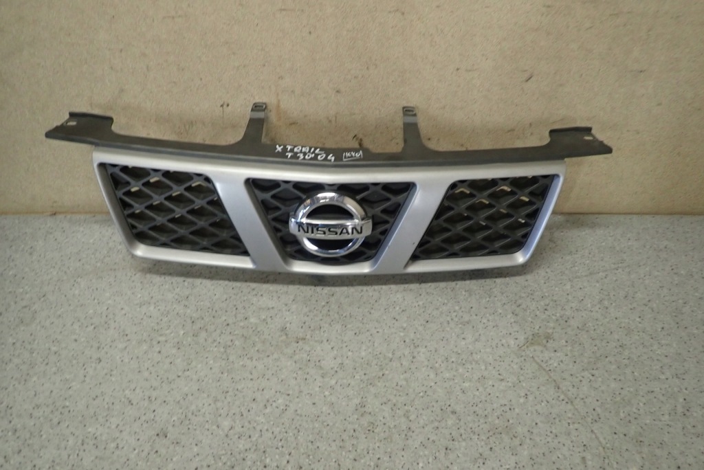 фото №1, Nissan xtrail 04-07 решётка радиатора радиатора