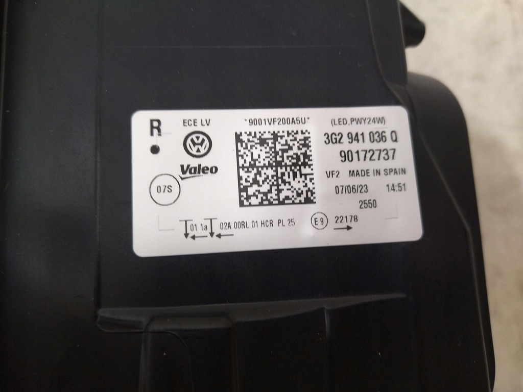 фото №14, 3g2941036q оригинальная лампа правый перед vw passat b8 2015+ u.k "anglik"