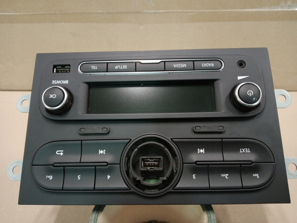 фото №2, Renault twingo iii радіо bluetooth 2017r