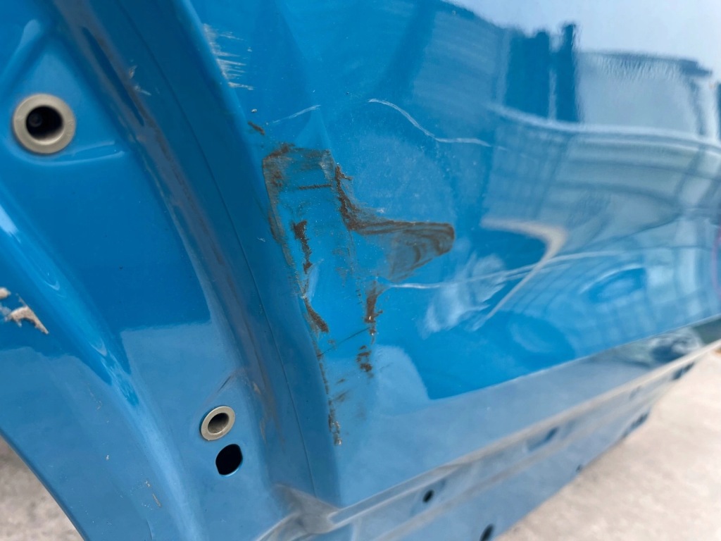 Дверь правое задняя audi e-tron 4ke Доставка