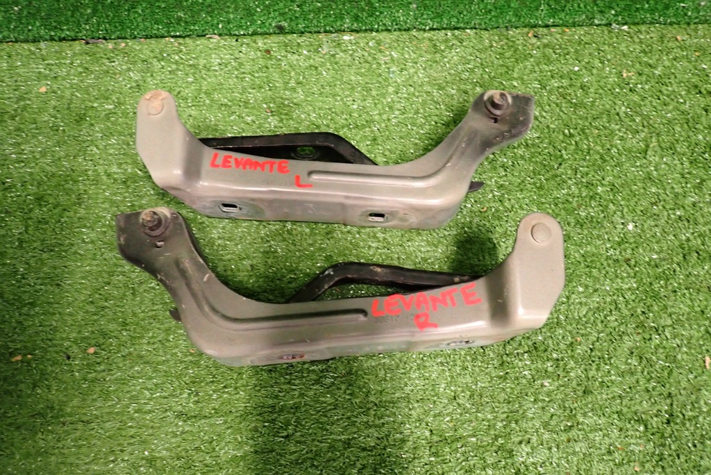 фото №1, Петля капот maserati levante 2017 левый