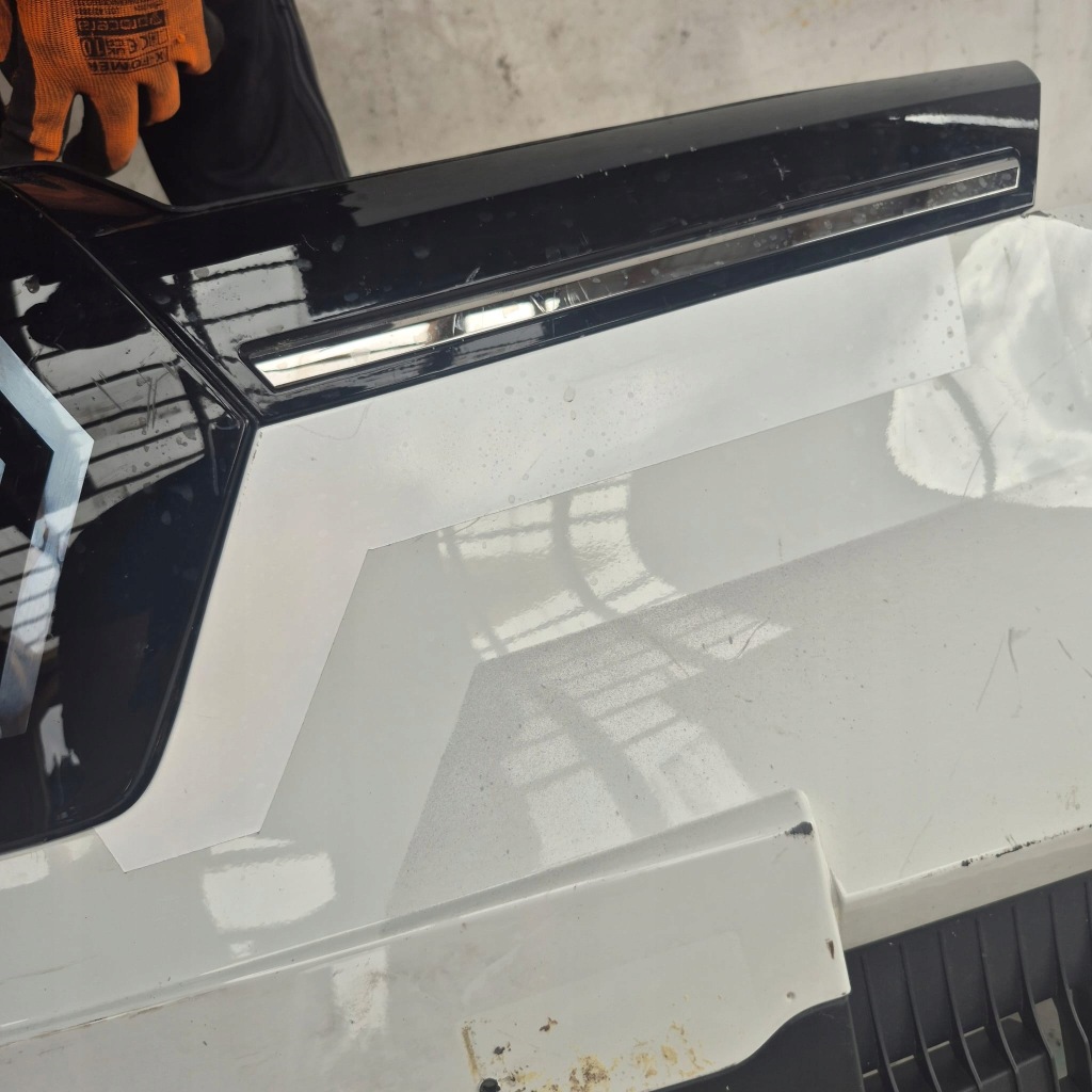 фото №9, Renault megane v e-tech 23- бампер перед передній pdc