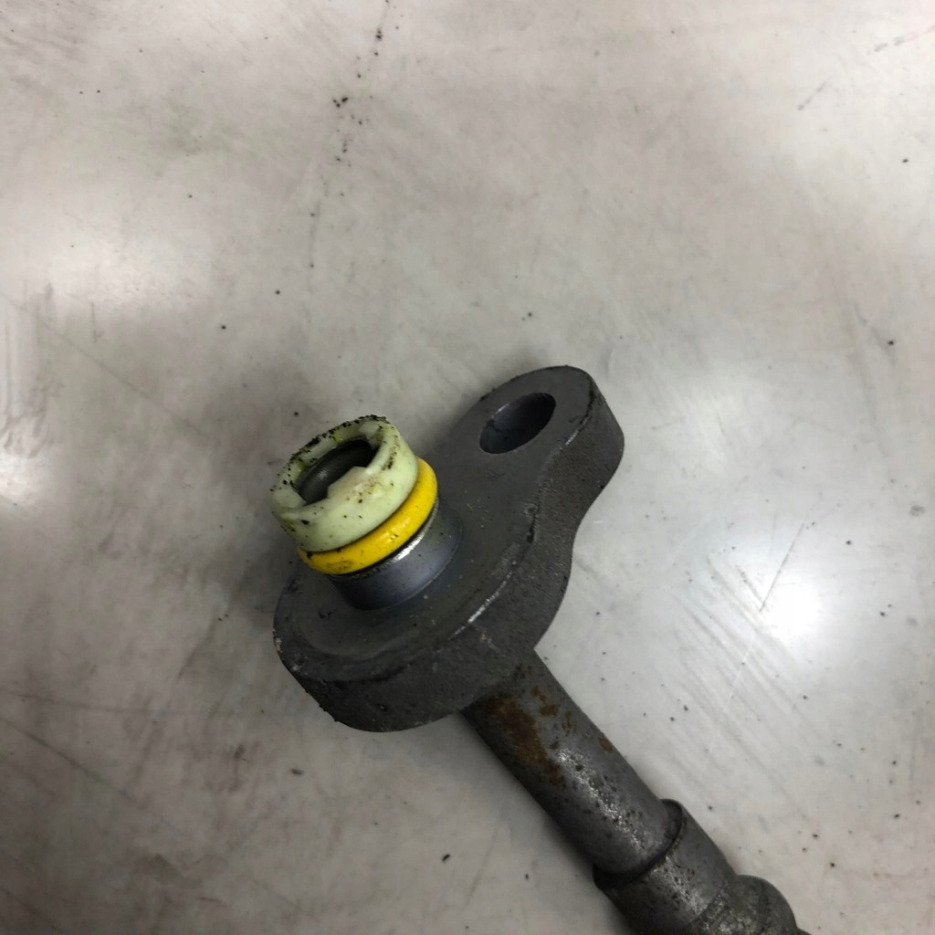 фото №3, Volvo оригинальный номер 31305891 шланг кондиционера