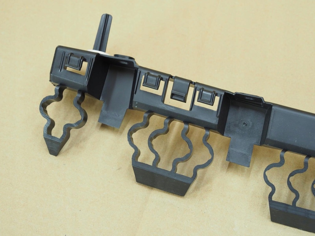 фото №4, Направляющая бампера задняя 850429691r renault clio v