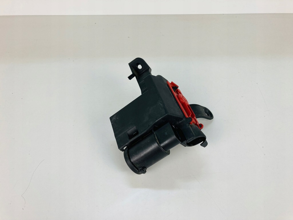 фото №1, Audi a5 f5 8w распределитель тока клемма плюсовая 8w0941823f